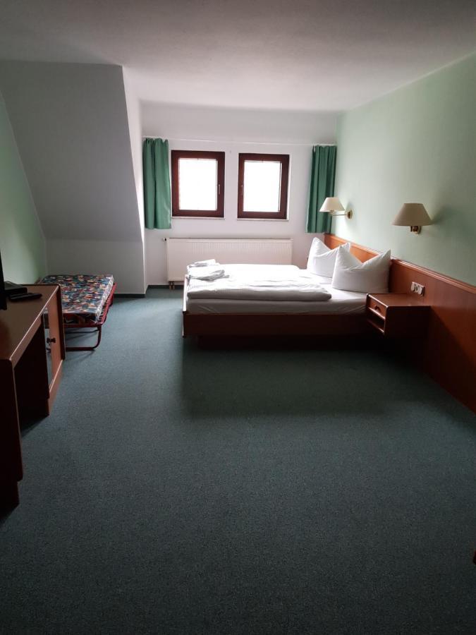Hotel Zur Altstadt Calbe Exteriér fotografie