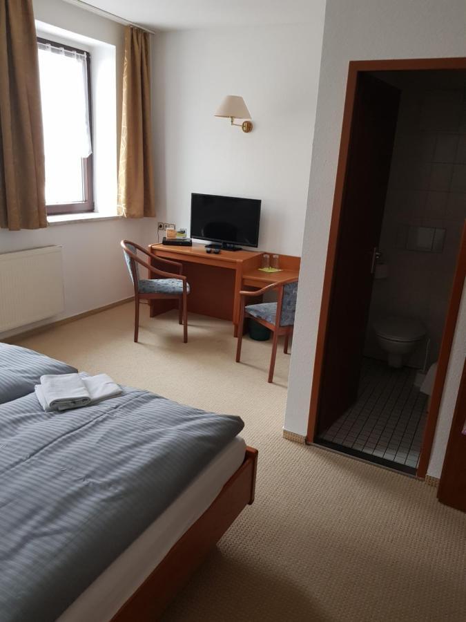 Hotel Zur Altstadt Calbe Exteriér fotografie